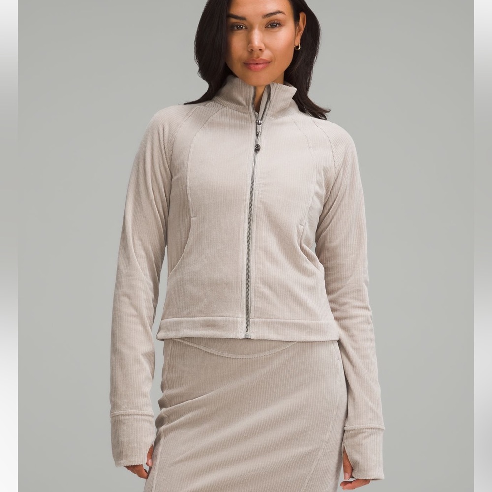 NWT Lululemon Ribbed Scuba Size 2 Track Jacket *Velvet Cord in Riverstone Beige